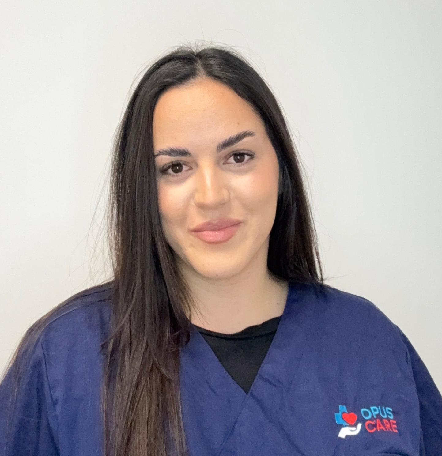 Almina Lakota – Pflegefachkraft | AKI